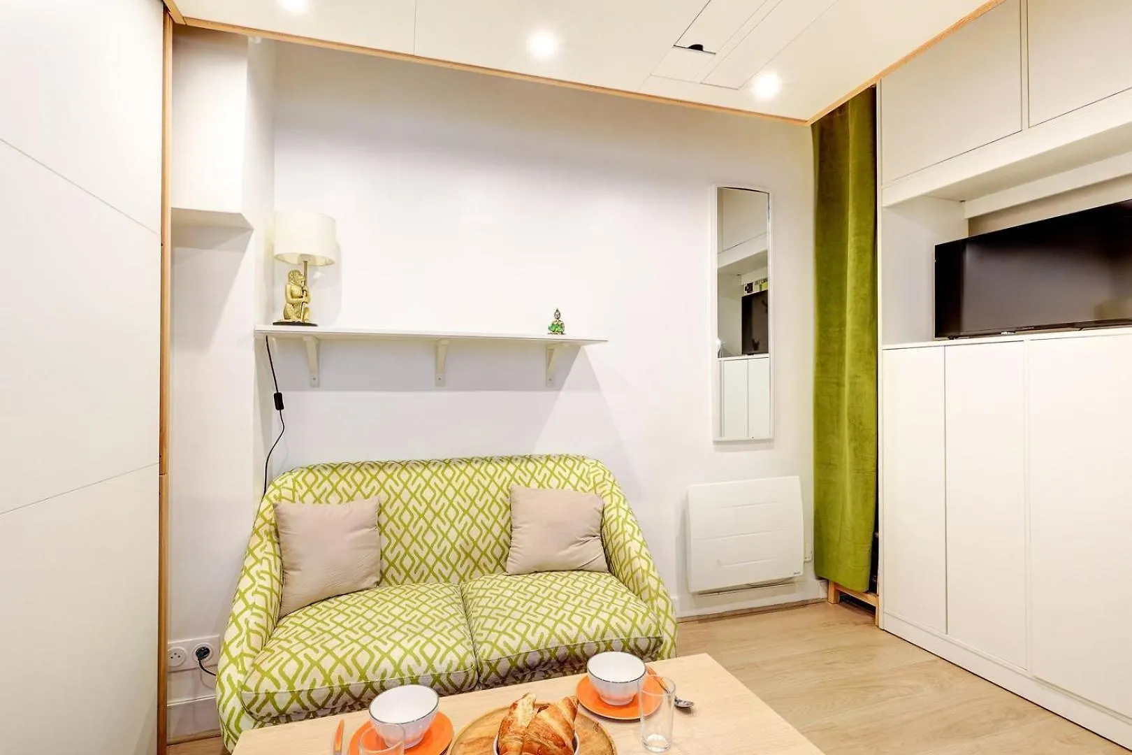 591 Daphne - Superbe Studio A Paris Apartment