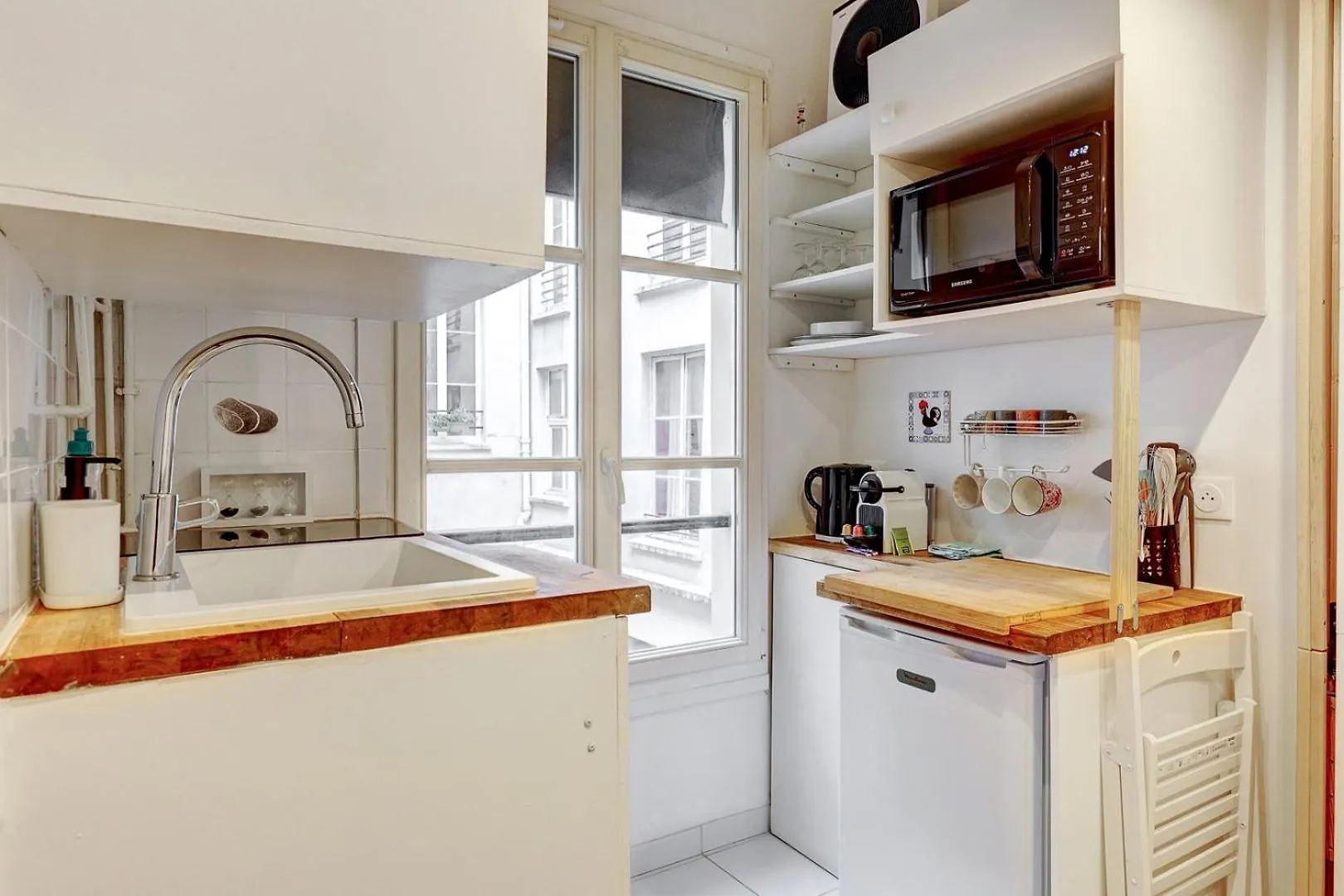 591 Daphne - Superbe Studio A Paris Apartment